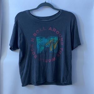 american eagle MTV tee